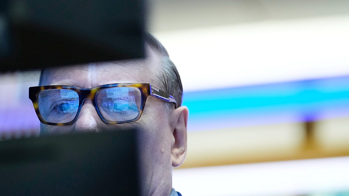 Euro slides to 17-month low as French debt worries and Spanish snap election rattle markets