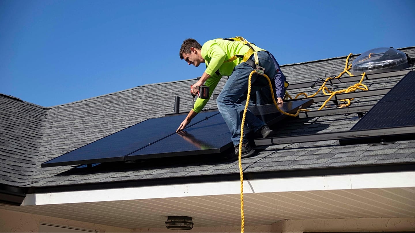 Europe's Grid Bottlenecks Strand Wind and Solar Power: Can We Fix It Fast?
