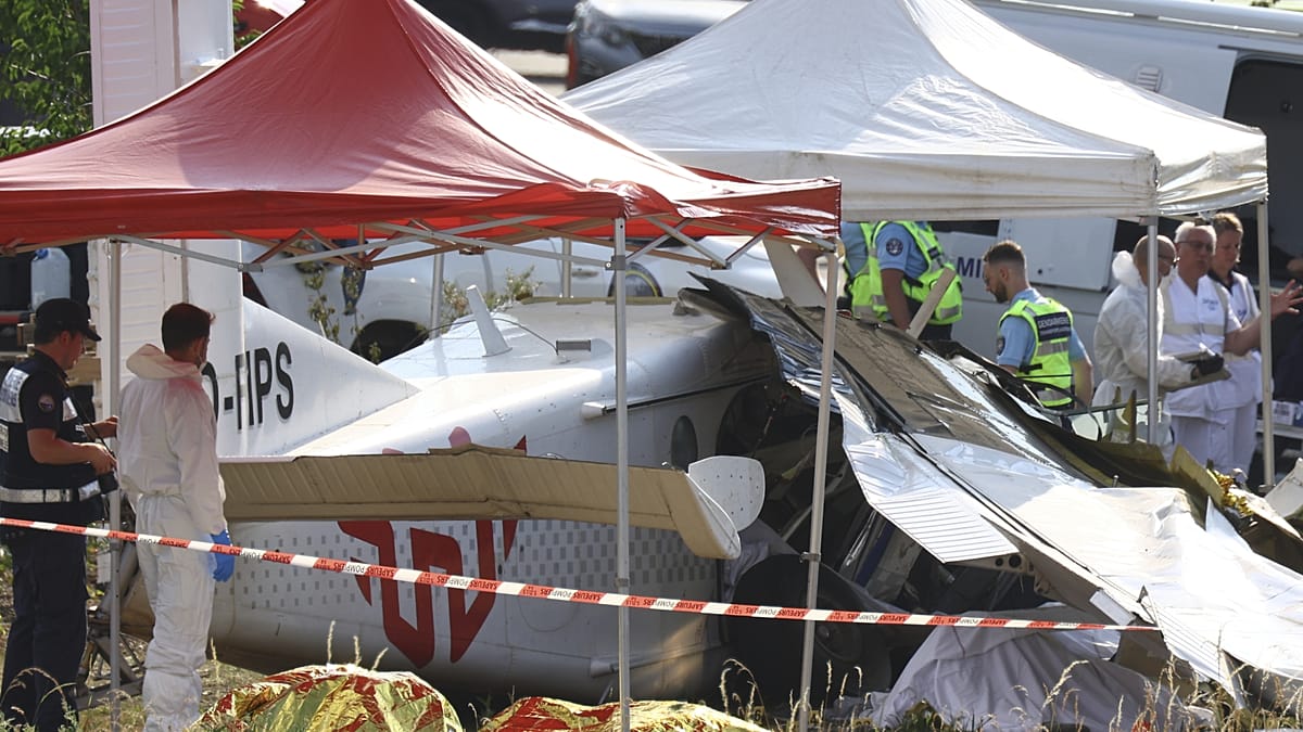 Fatal Skydiving Plane Crash Near Nancy Kills 11