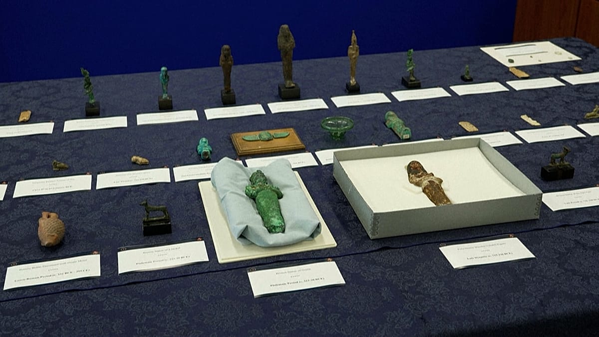 FBI returns 48 ancient Egyptian artefacts after art crime probe