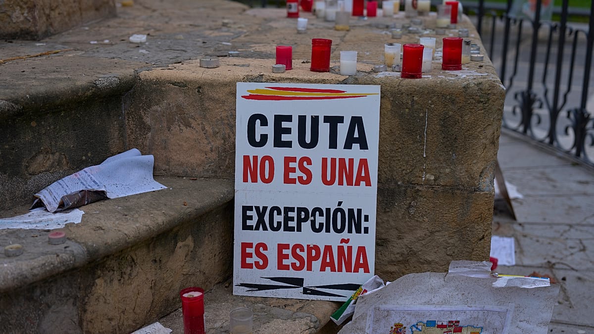 Felipe VI visits Ceuta and Melilla for first time as king amid migration tensions