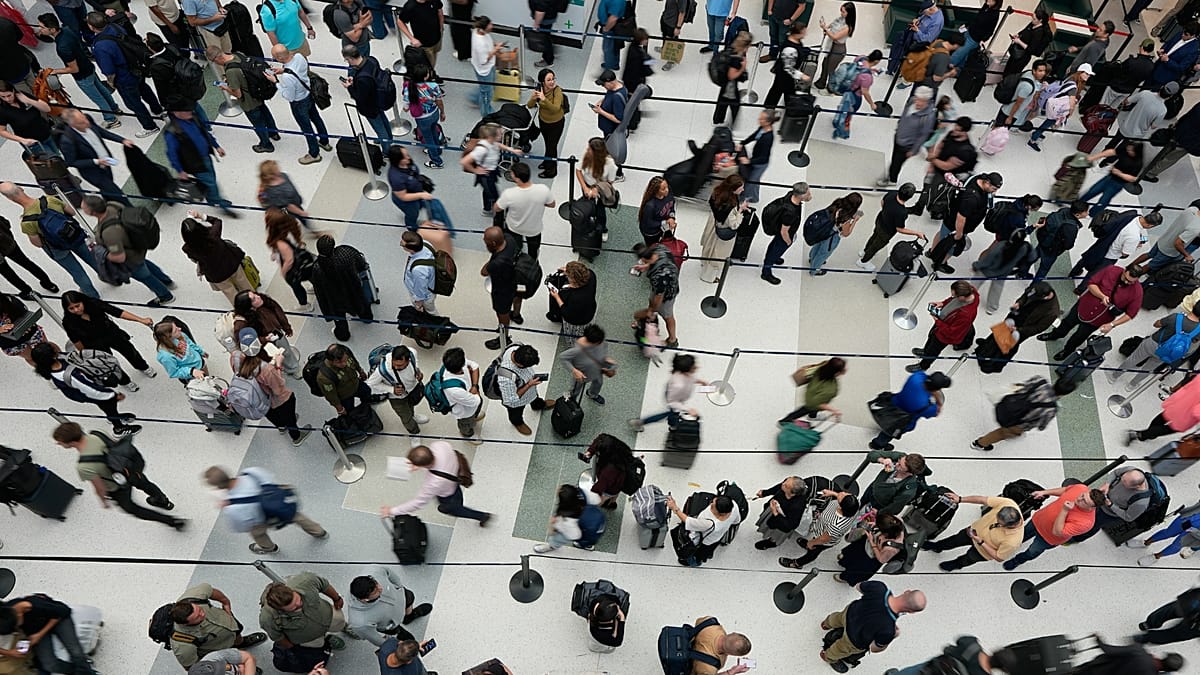 Flying While Pregnant: Your Rights at European Airports and Airlines