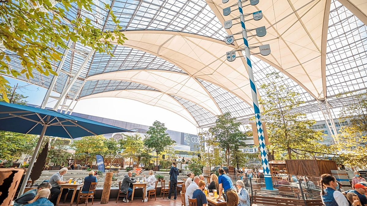 Four European Airports Ranked Among World's Best for Dining by Skytrax