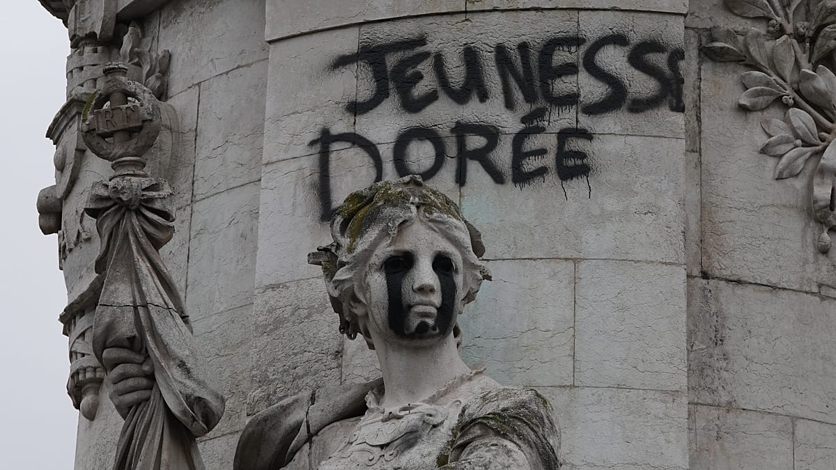France and Italy blame foreign powers for riots, but evidence is thin
