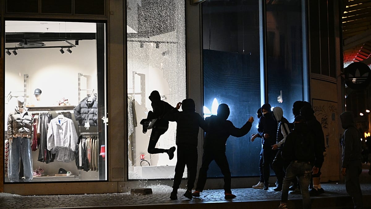 France demands resale sites purge looted goods after riots