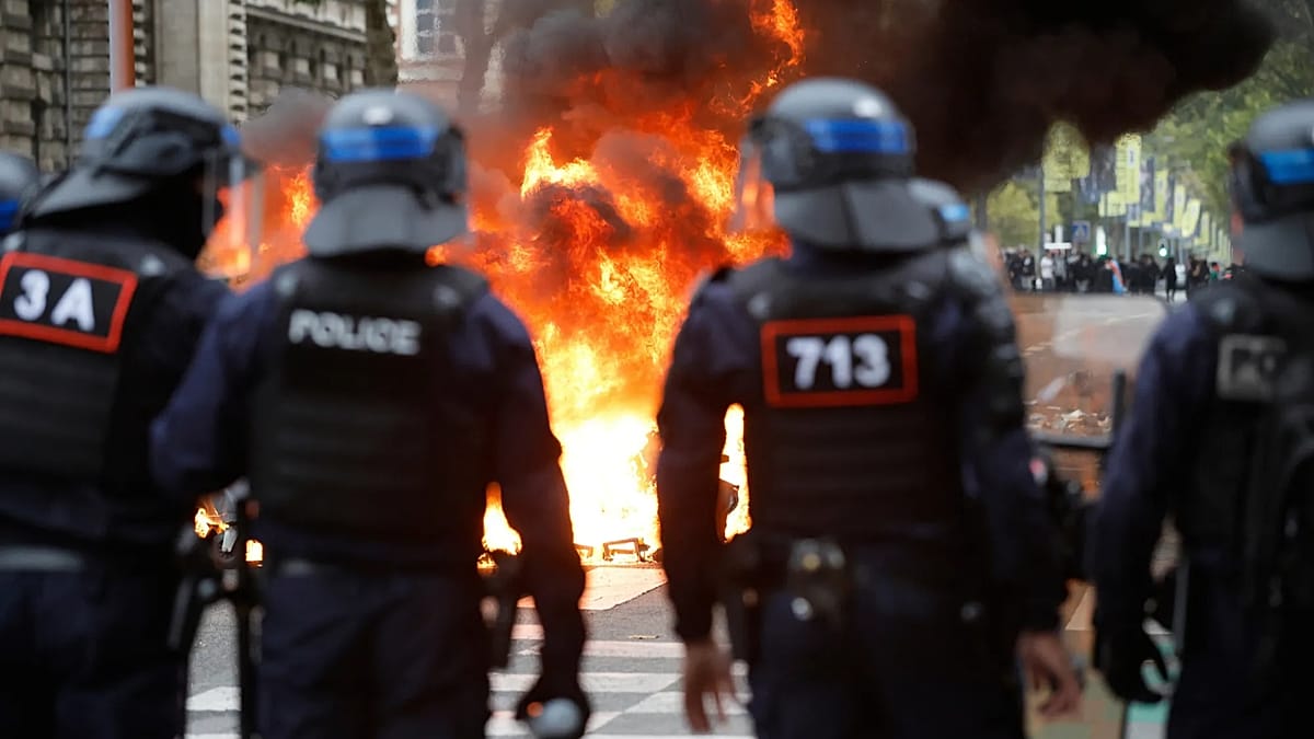 France detains 625 as lycée protests spread beyond Paris