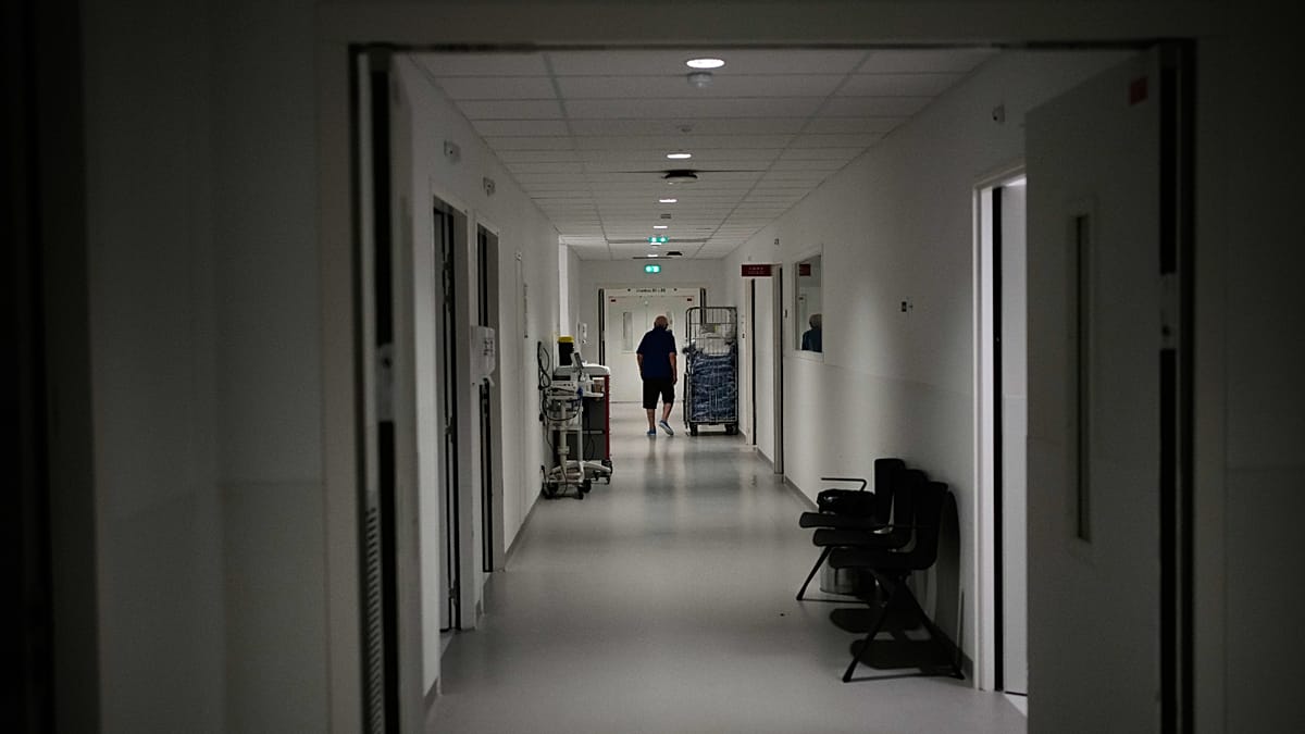 France's First Ebola Patient, a Humanitarian Doctor, Discharged After Recovery