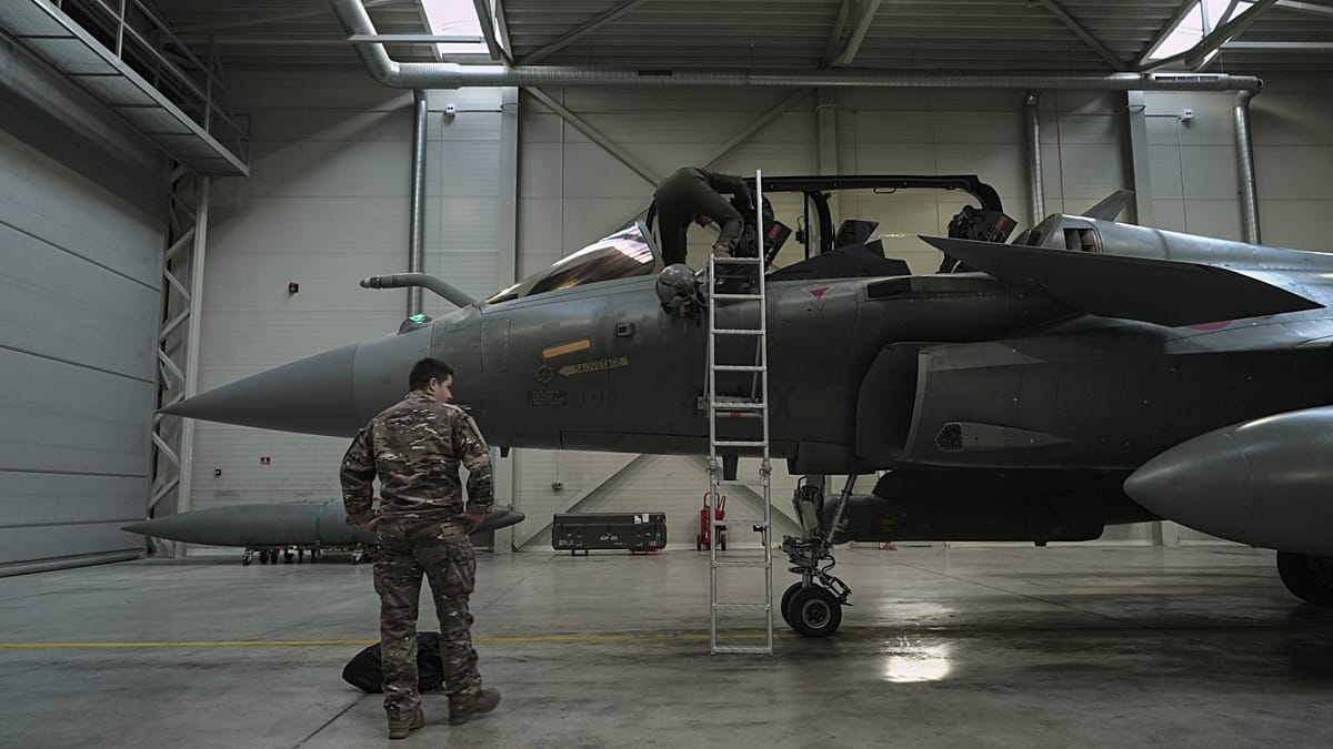 French Rafale Jets Intercept 11 Russian Aircraft Over Baltic in NATO Mission