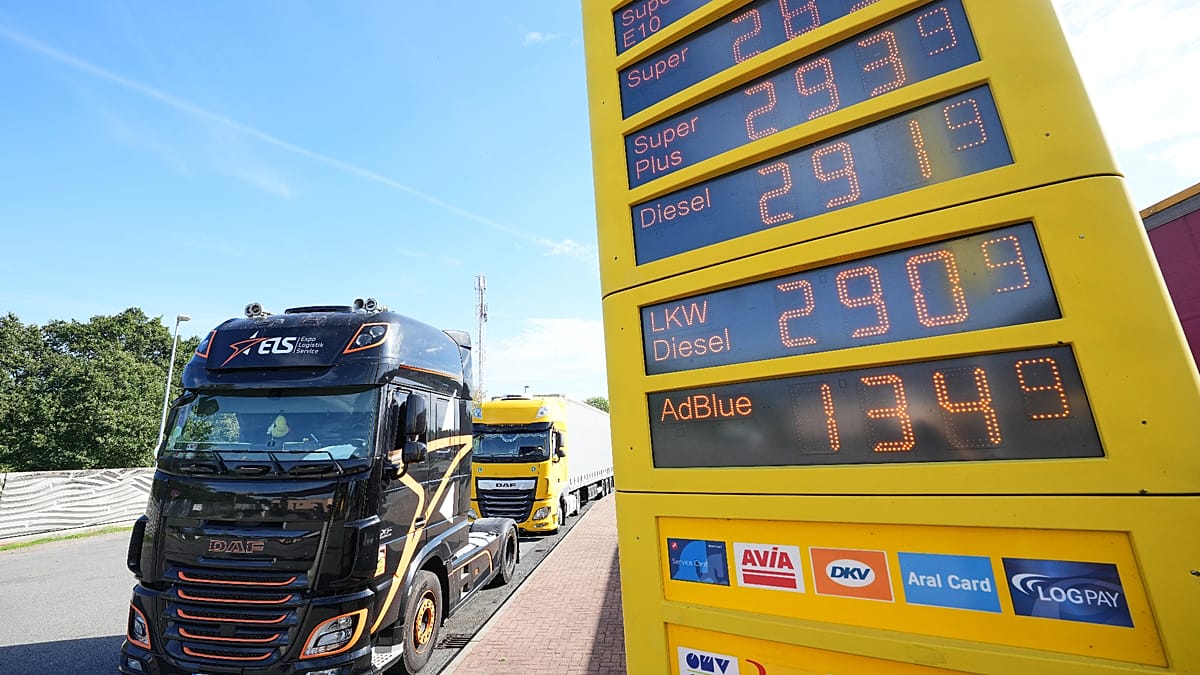 Fuel costs now eat 15% of Bulgaria's minimum wage as Middle East crisis deepens