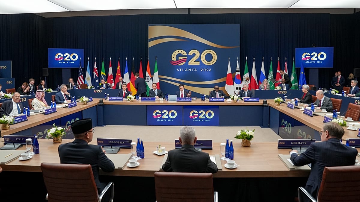 G20 group photo scrapped after EU ministers refuse to stand with Lavrov