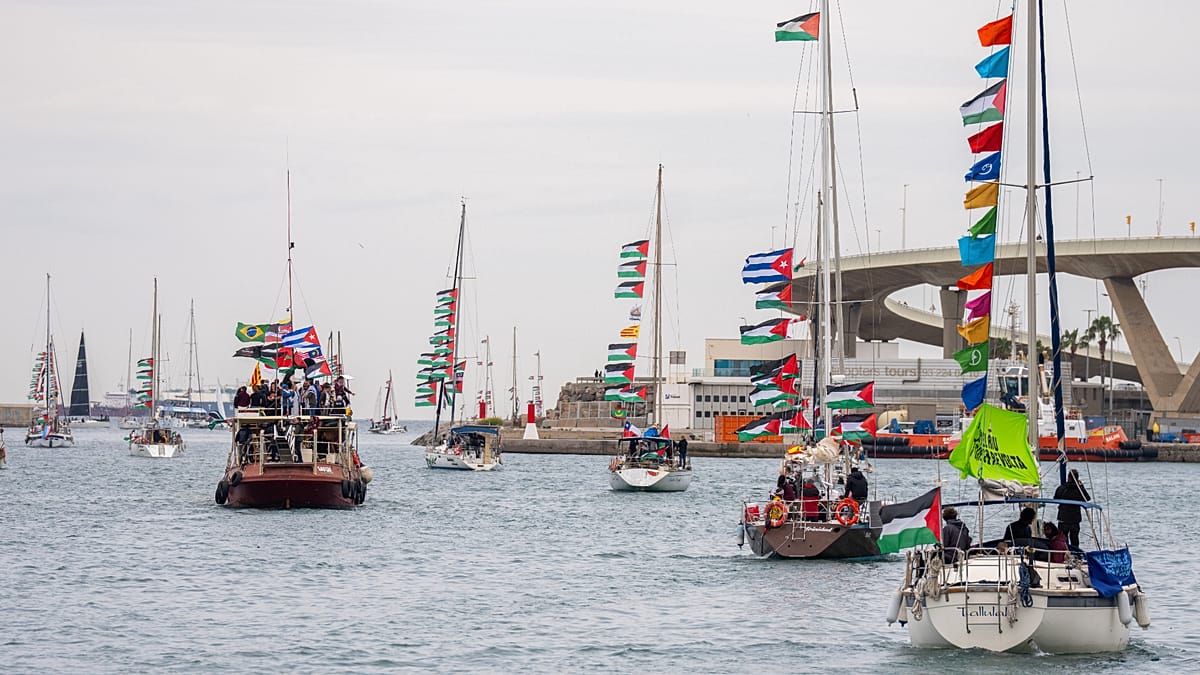 Gaza Flotilla Activists Disembark in Crete After Israeli Interception