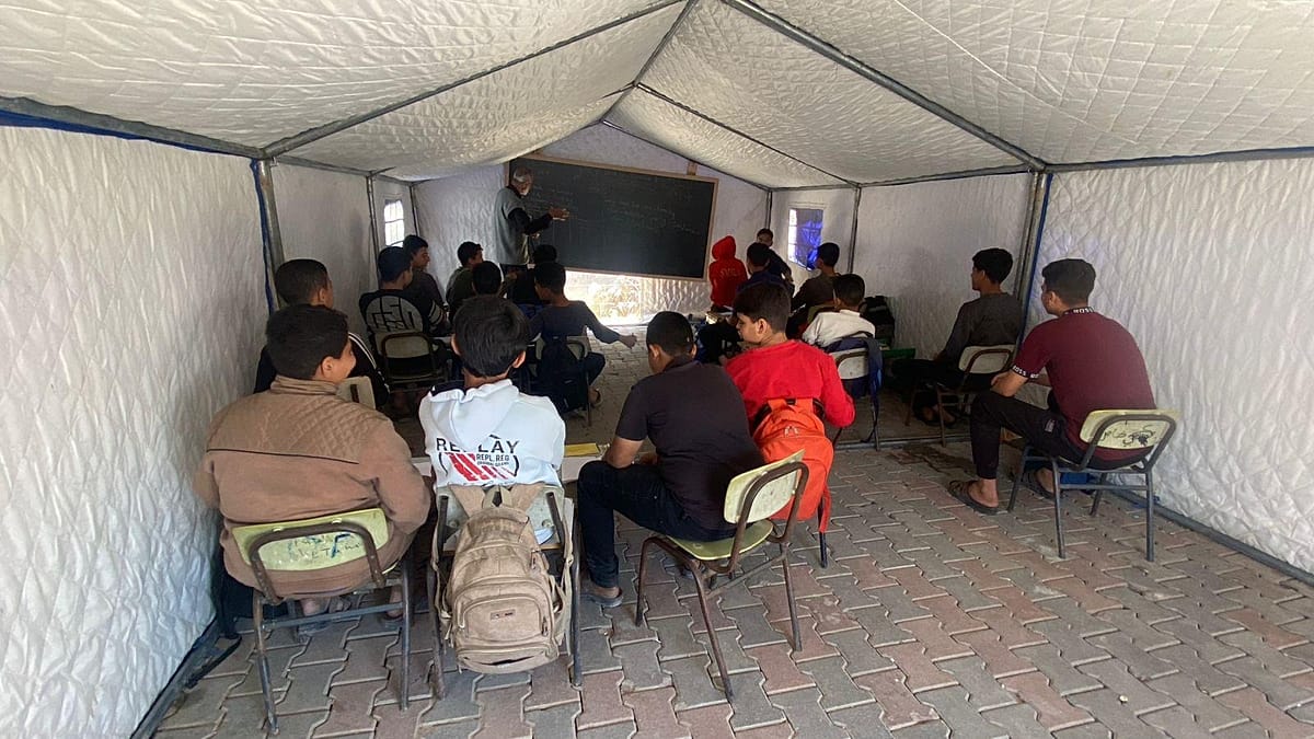 Gaza Students Face Secondary Exams in Tents as War Destroys Schools