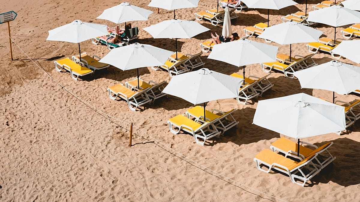 German Tourist Wins €900 Payout After Sunbed Dispute on Kos Holiday