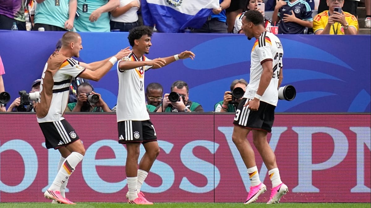 Germany Crushes Curaçao 7-1; Netherlands and Japan Draw 2-2 in World Cup Group Stage