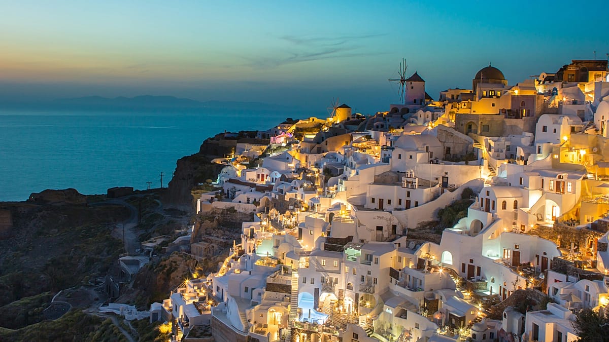 Global Dusking Index Ranks Top Sunset Destinations from Santorini to Tenerife