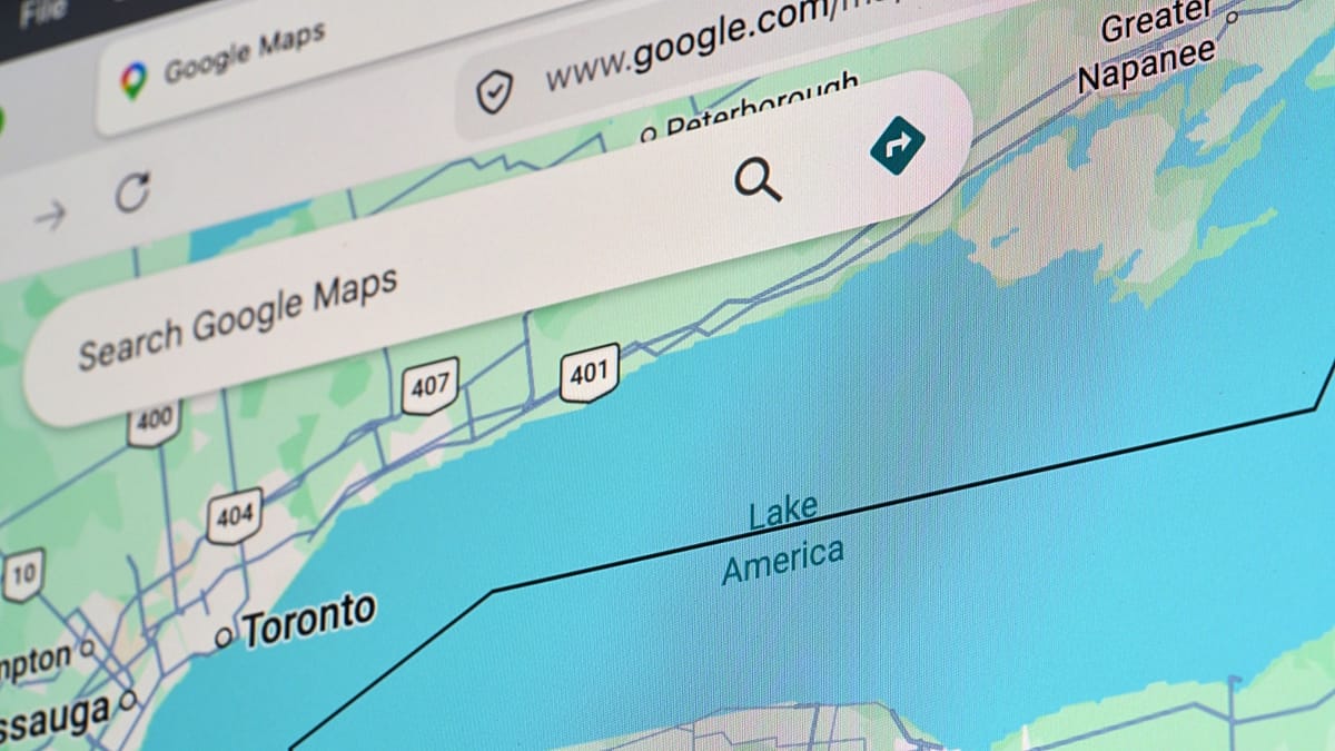 Google Maps splits Lake Ontario name between US and Canadian users
