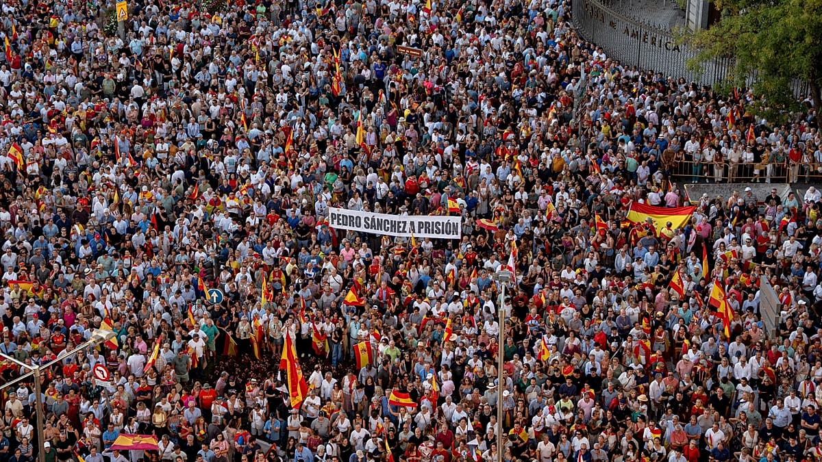 Granada protests swell after Madrid eviction of 87-year-old