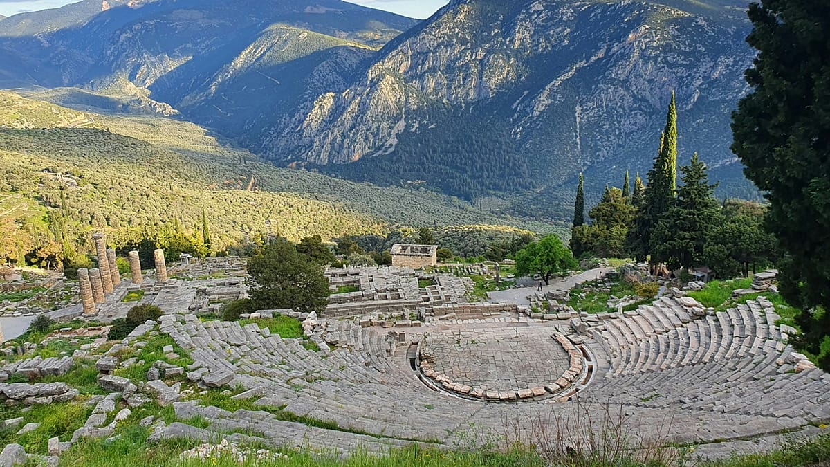 Greece opens 126 ancient sites free for August full moon