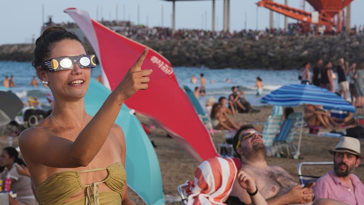 Half a million gather across northern Spain for rare total solar eclipse
