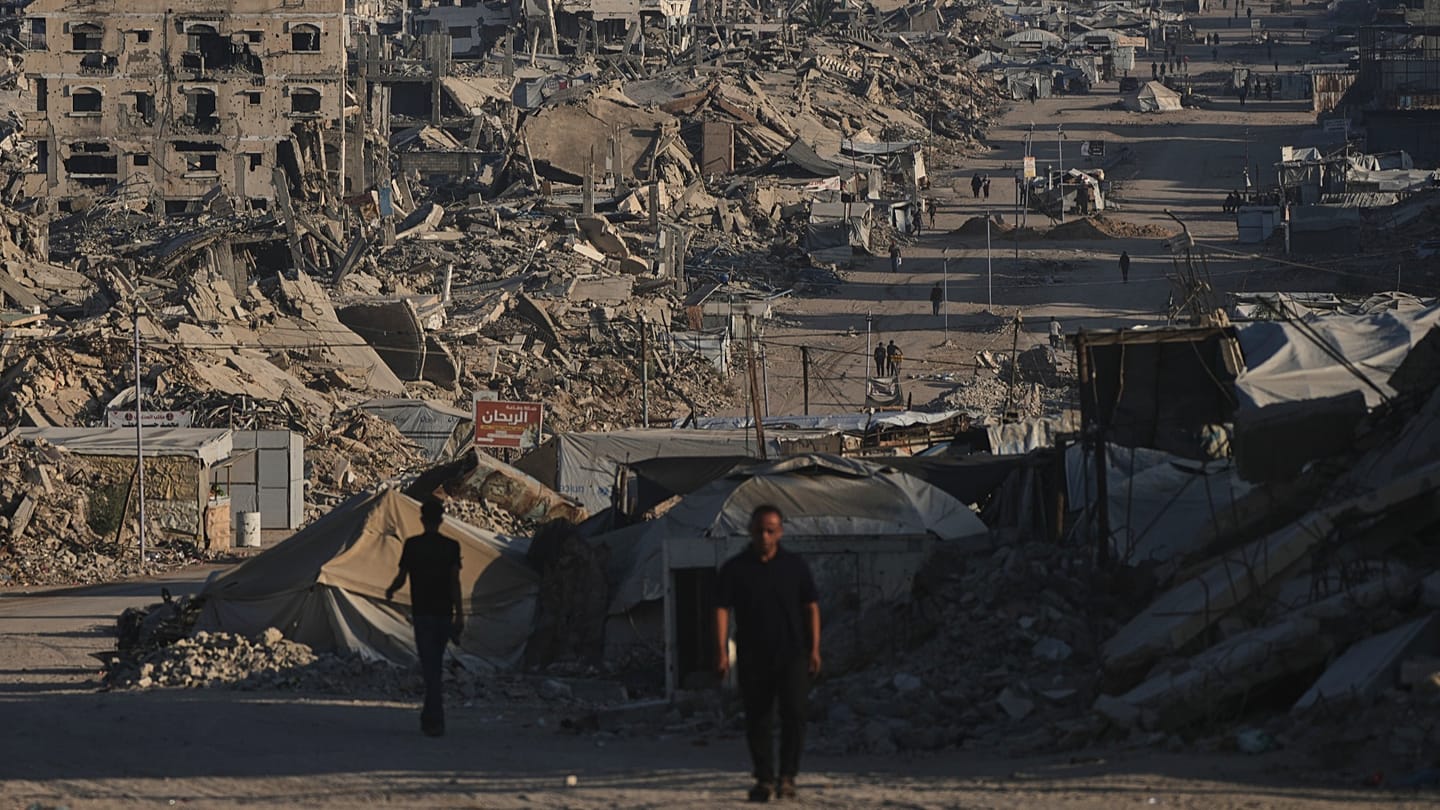 Hamas Dissolves Gaza Administrative Body, Opens Door to Technocratic Rule