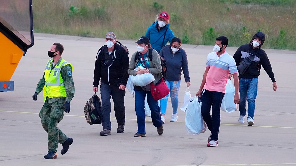 Hantavirus Cruise Ship Passengers Return Home for Quarantine Across Europe