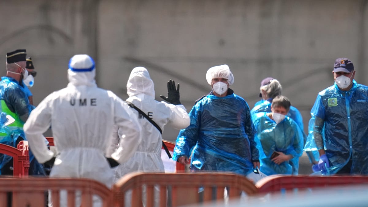 Hantavirus Outbreak on Cruise Ship: French Woman in Critical Condition, WHO Says No Wider Spread Yet