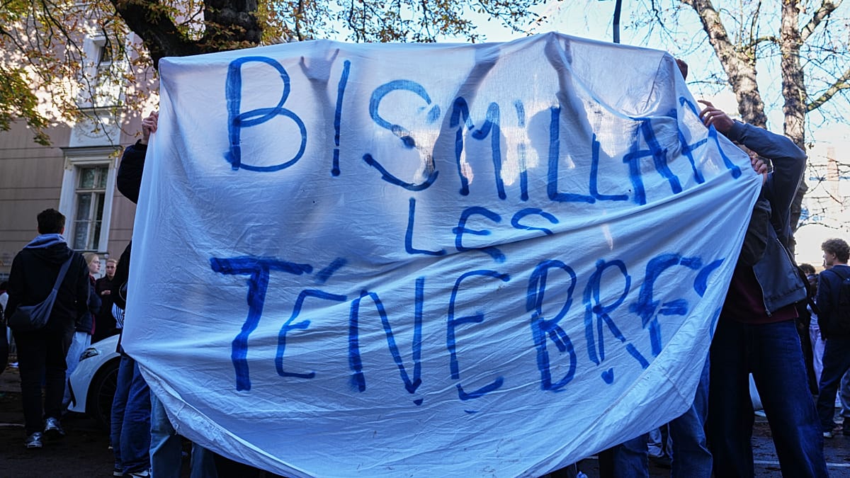 How a nonsensical slogan became the voice of France's student protests