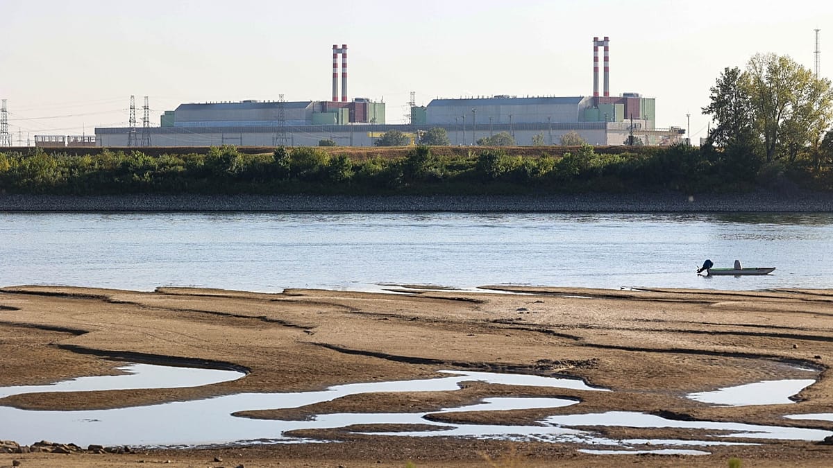 Hungary's Paks nuclear plant faces shutdown as Danube hits record low