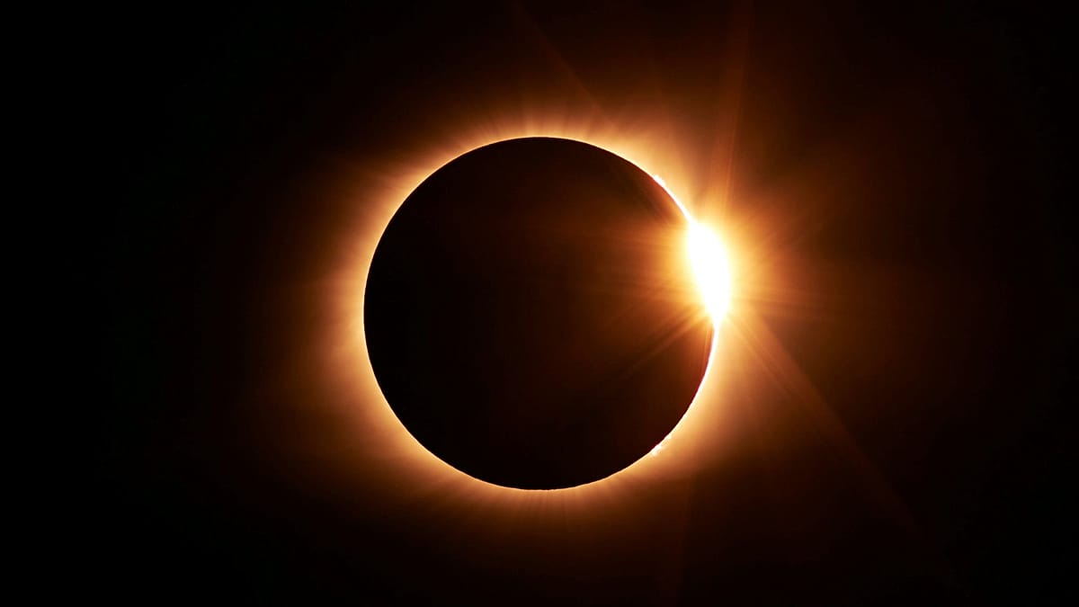Iberia to charter eclipse flight with livestream from 30,000 feet