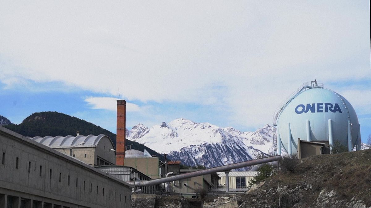 In the French Alps, ONERA's Wind Tunnels Test Aircraft and Missiles for Europe