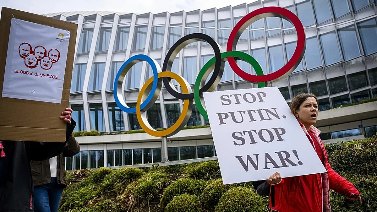 IOC Ends Olympic Restrictions on Belarusian Athletes, Russian Ban Remains