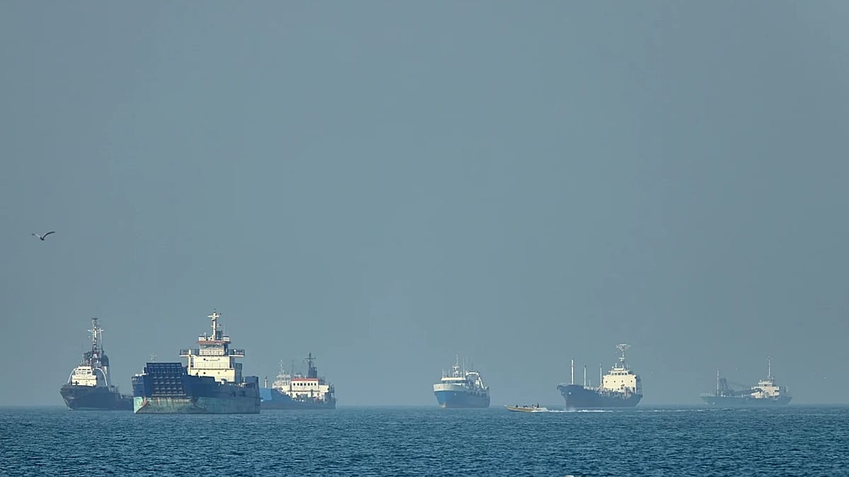 Iran Imposes Strait of Hormuz Transit Fees, Escalating Tensions with Gulf States and Europe