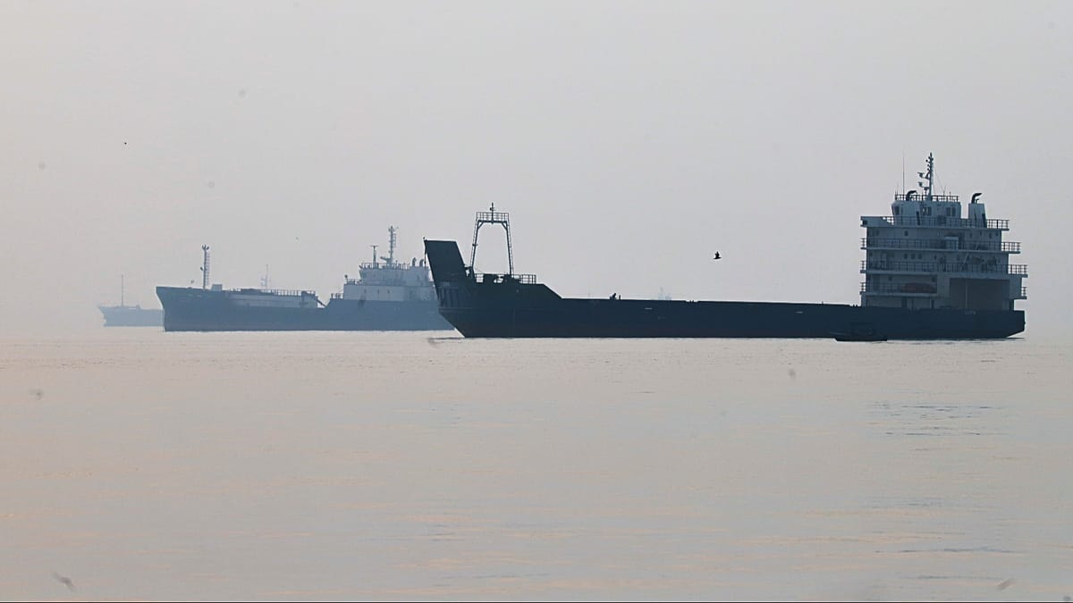 Iran's IRGC expands tanker attacks beyond Hormuz, warns of wider strikes