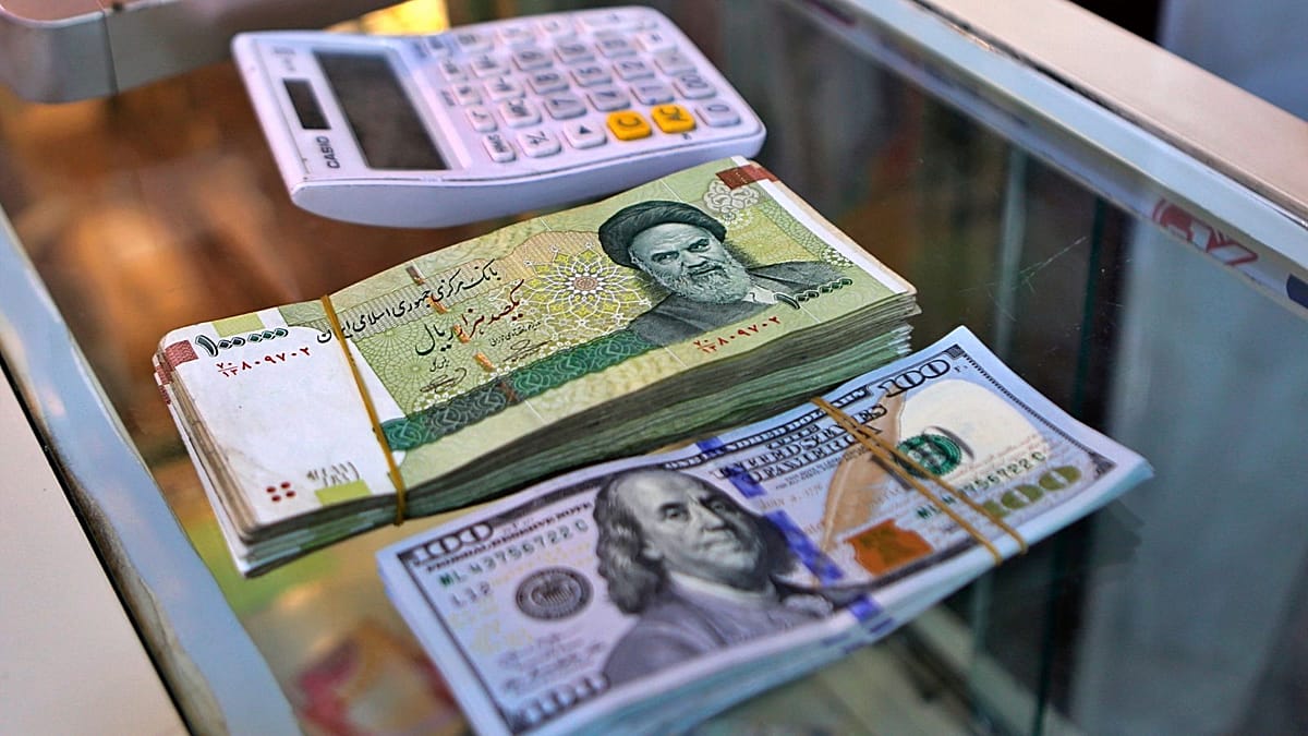 Iran's Rial Plunges to Record Low as US Dollar Surges Past 1.94 Million Amid Renewed Conflict