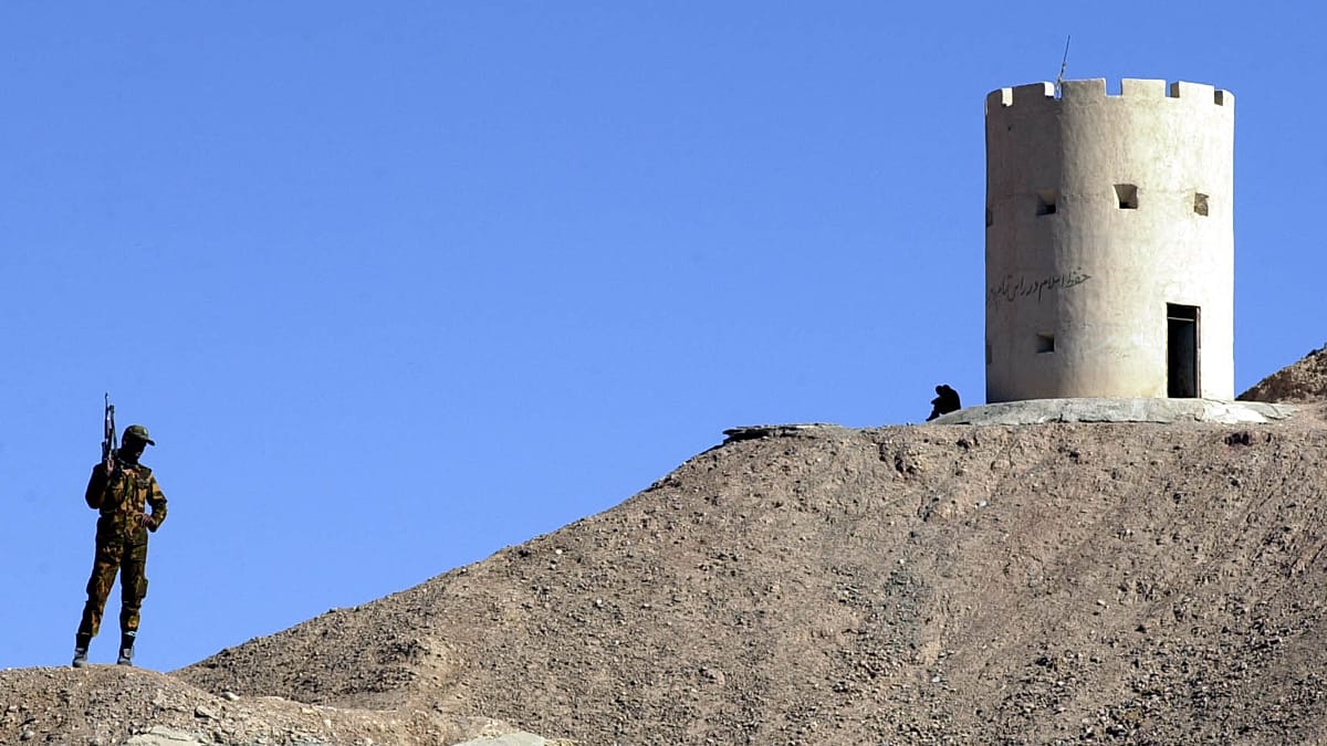Iran Threatens to Bomb Its Own Territory as Tensions With US and Gulf States Escalate