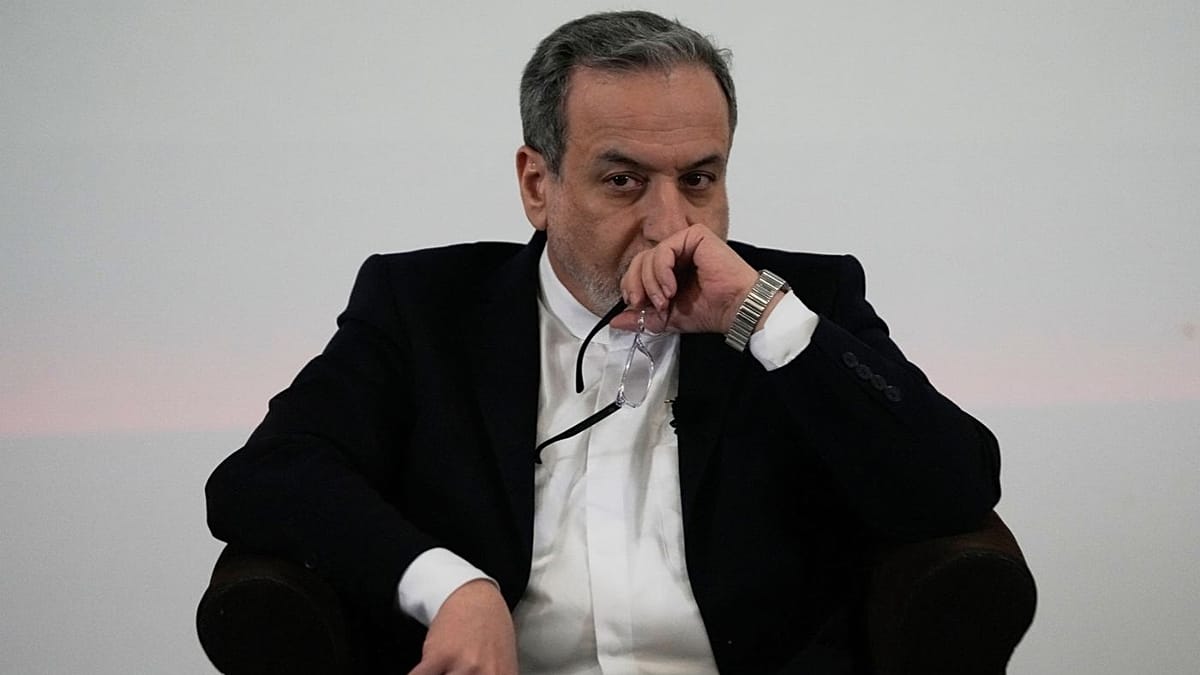 Iranian hardliners push to impeach foreign minister over UN talks