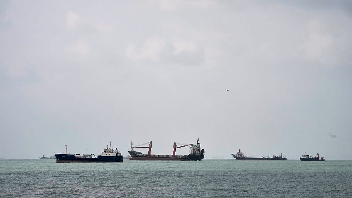 Iranian media report US strike on oil tanker near Kharg Island