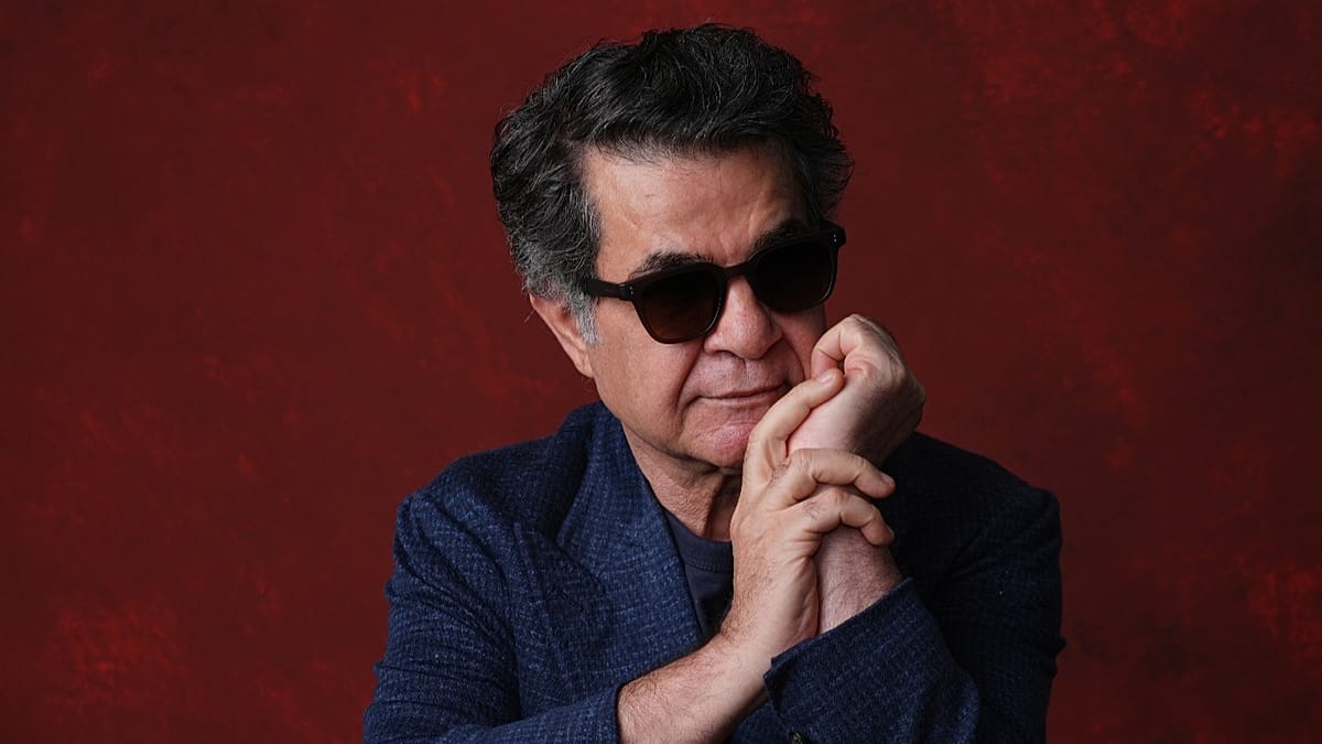 Iranian Palme d'Or winner Jafar Panahi handed five-year prison term