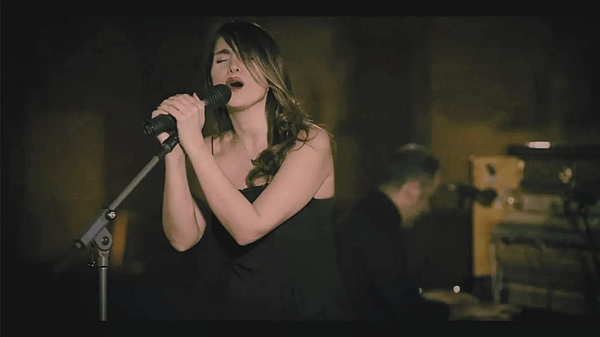 Iranian Singer Parastoo Ahmadi Sentenced to 74 Lashes for Performing Without Hijab