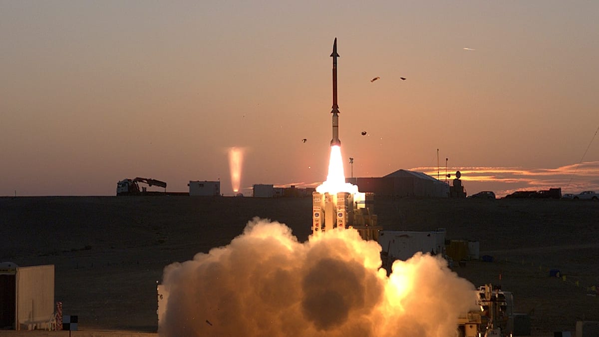 Israel and Greece seal €3 billion air defence deal
