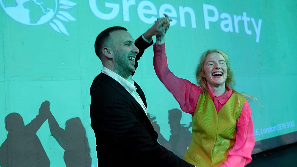 Israel bars UK Green leader after party votes to label Zionism racist