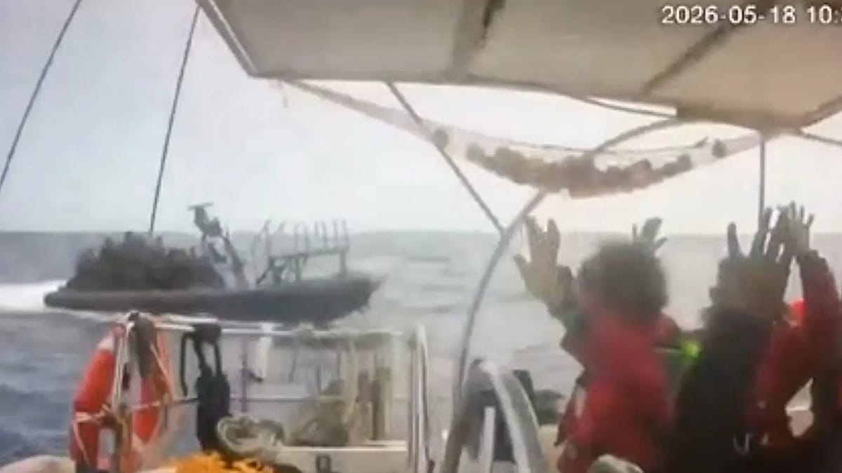 Israel Intercepts Gaza Aid Flotilla Off Cyprus, Activists Report Boarding