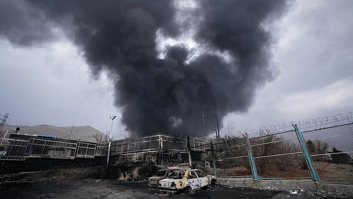 Israel's Defence Minister Says Country Awaits US Approval for Major Iran Strikes