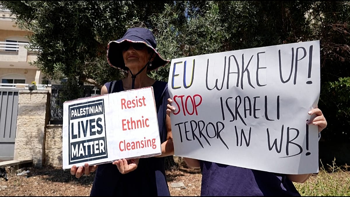 Israeli activists urge EU in Jerusalem: silence is complicity on Gaza