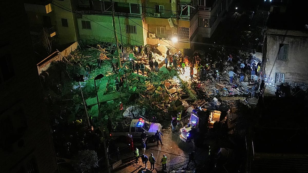 Israeli Airstrike Kills Hezbollah Commander in Beirut Suburbs, Breaking Ceasefire