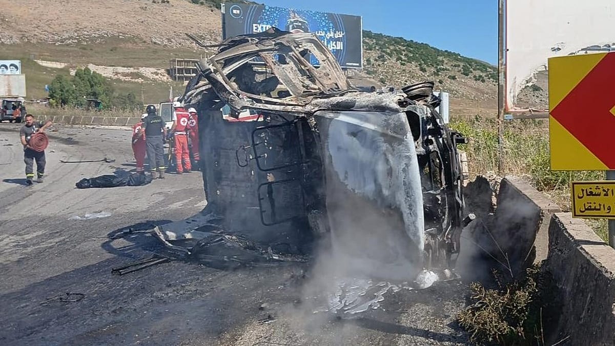 Israeli Airstrike Kills Three Lebanese Soldiers, Strains Fragile Ceasefire