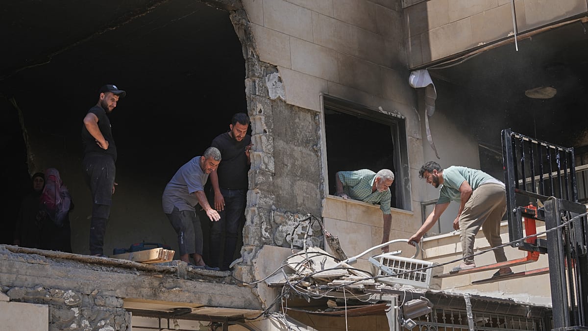 Israeli Strike Kills Two in Southern Lebanon as Iran Conflict Reaches 100 Days