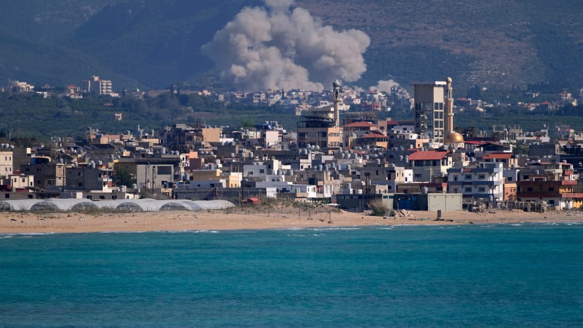 Israeli Strikes Kill 14 in Southern Lebanon as Hezbollah Fighting Continues Despite Iran Warnings