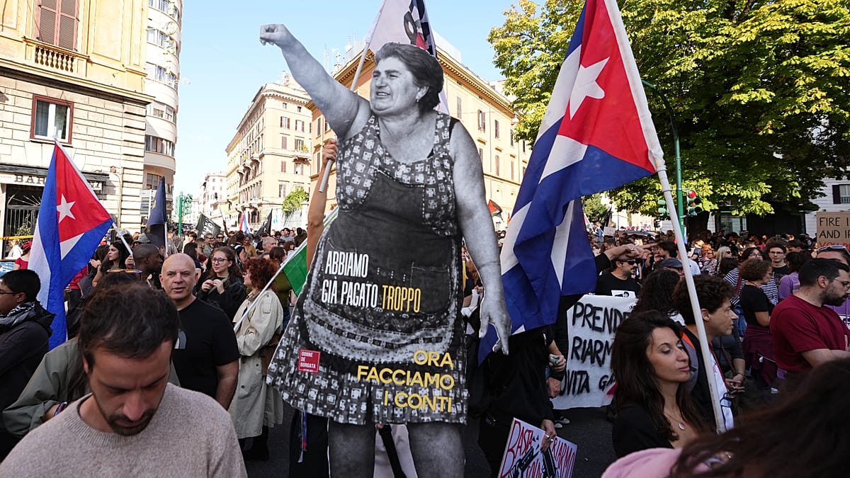 Italian general strike draws thousands over living costs and defence spending