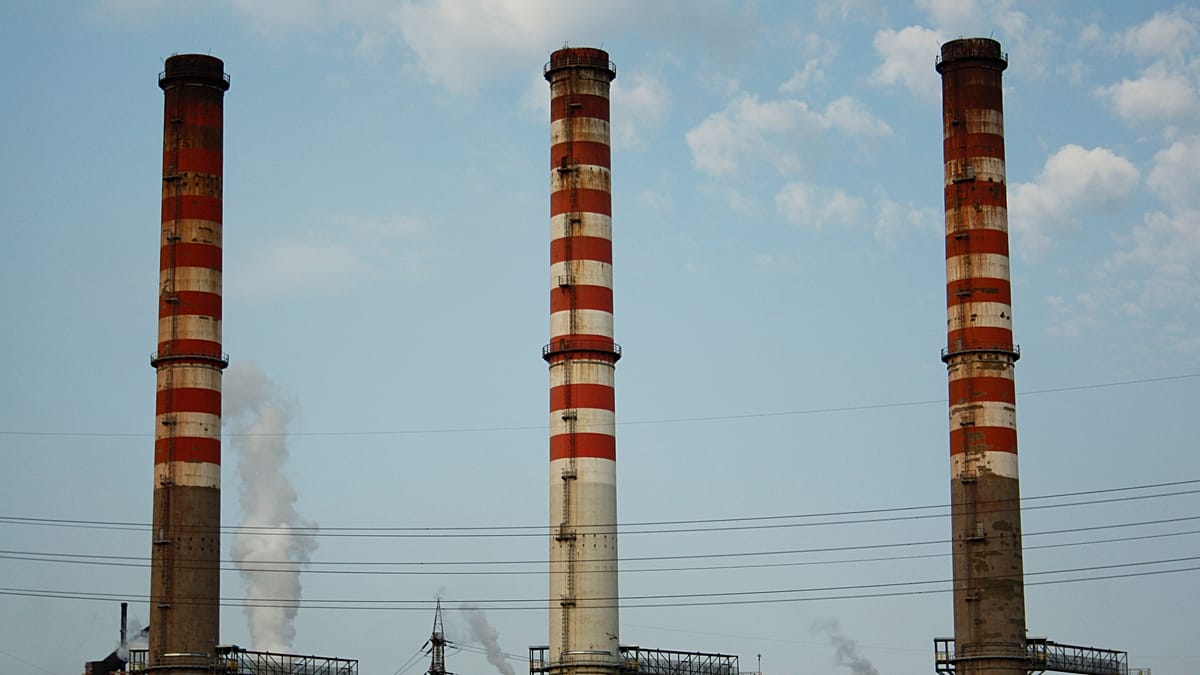 Italian steelworkers strike as Taranto plant shutdown looms